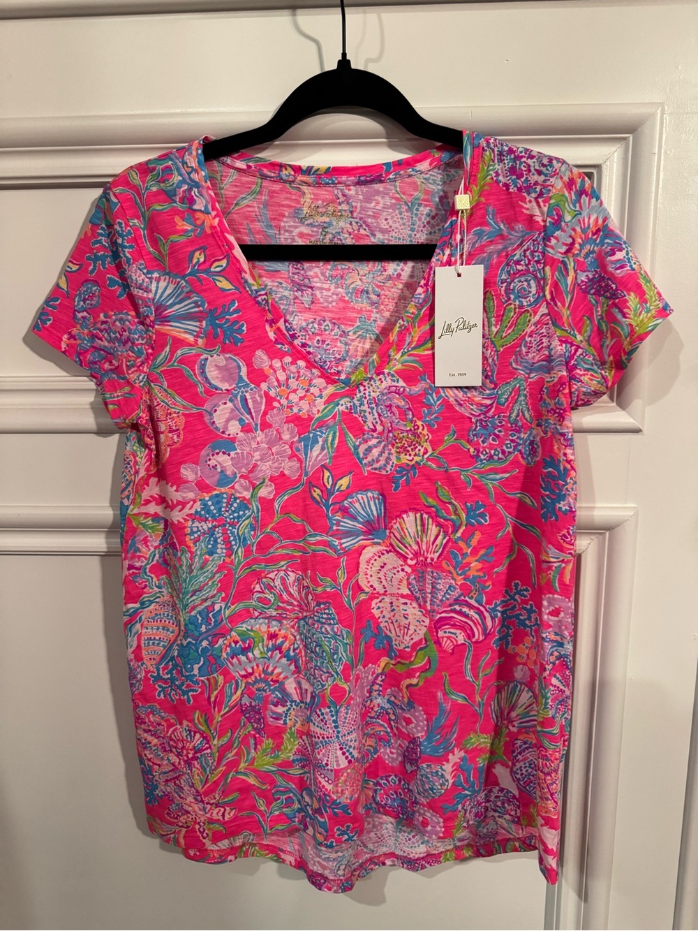 NWT Lilly Pulitzer Pink Floral Etta V-Neck Tee